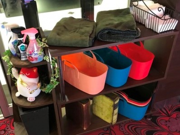 特に女性のお客様に好評！「お荷物カゴ」
